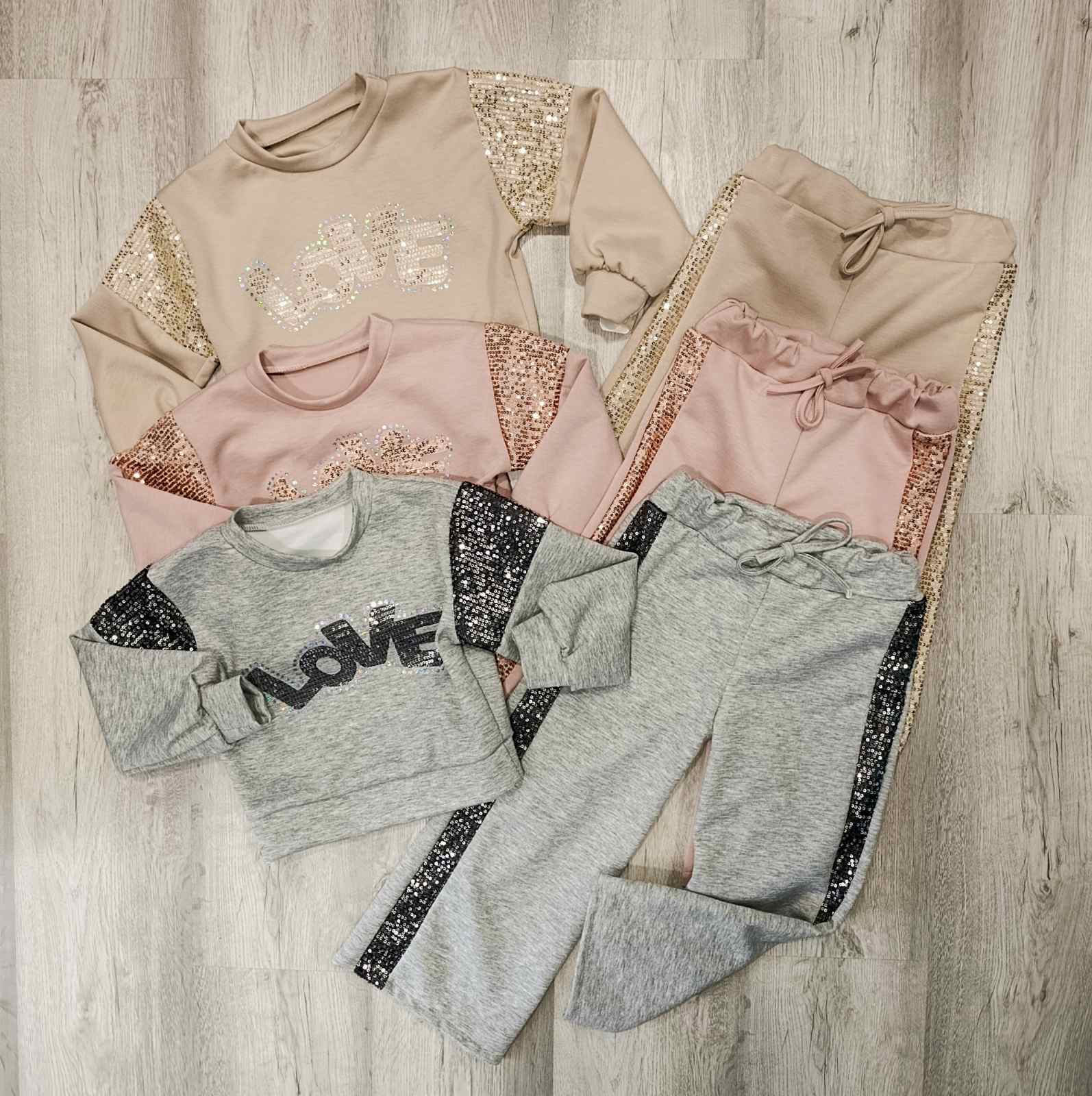 Dekliški 2 delni komplet - LOVE