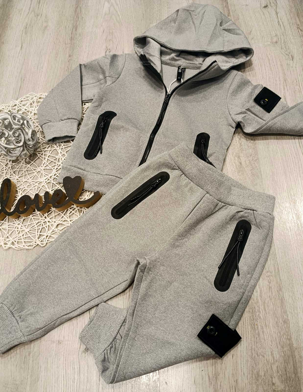 Fantovski 2 delni komplet - Sivi