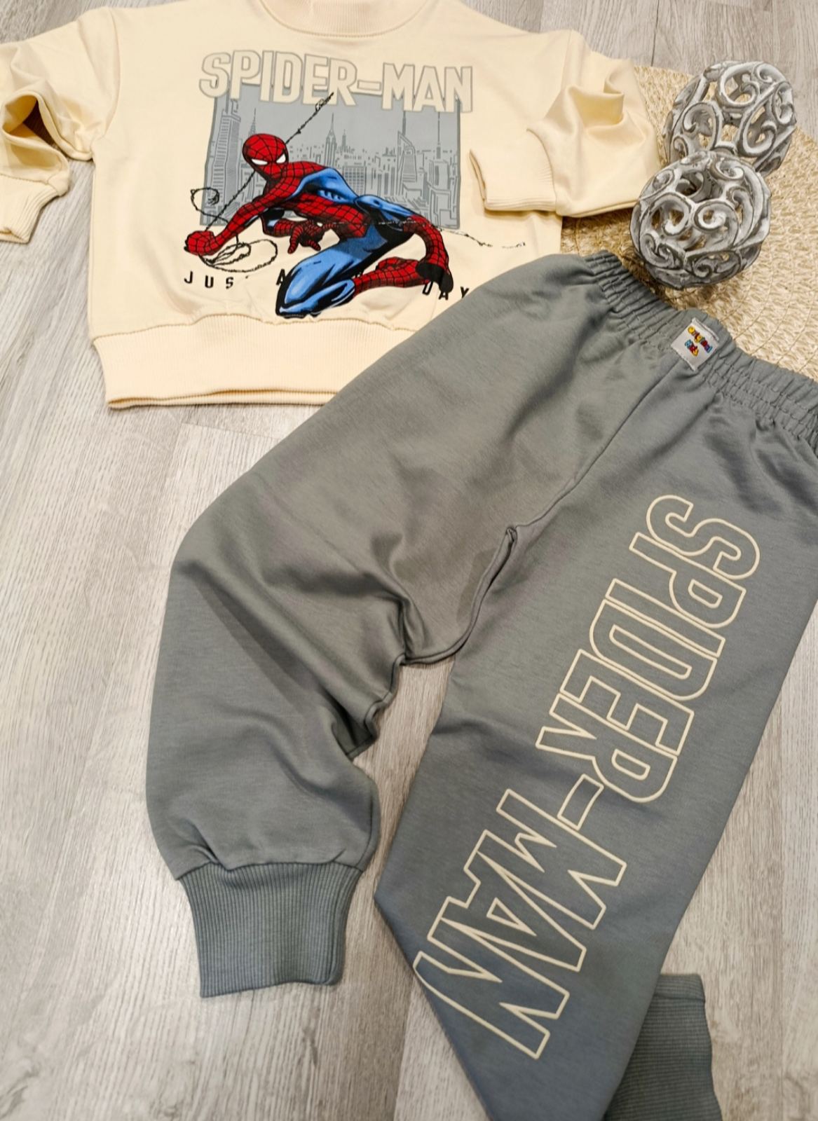 2 delni komplet Spiderman-siv