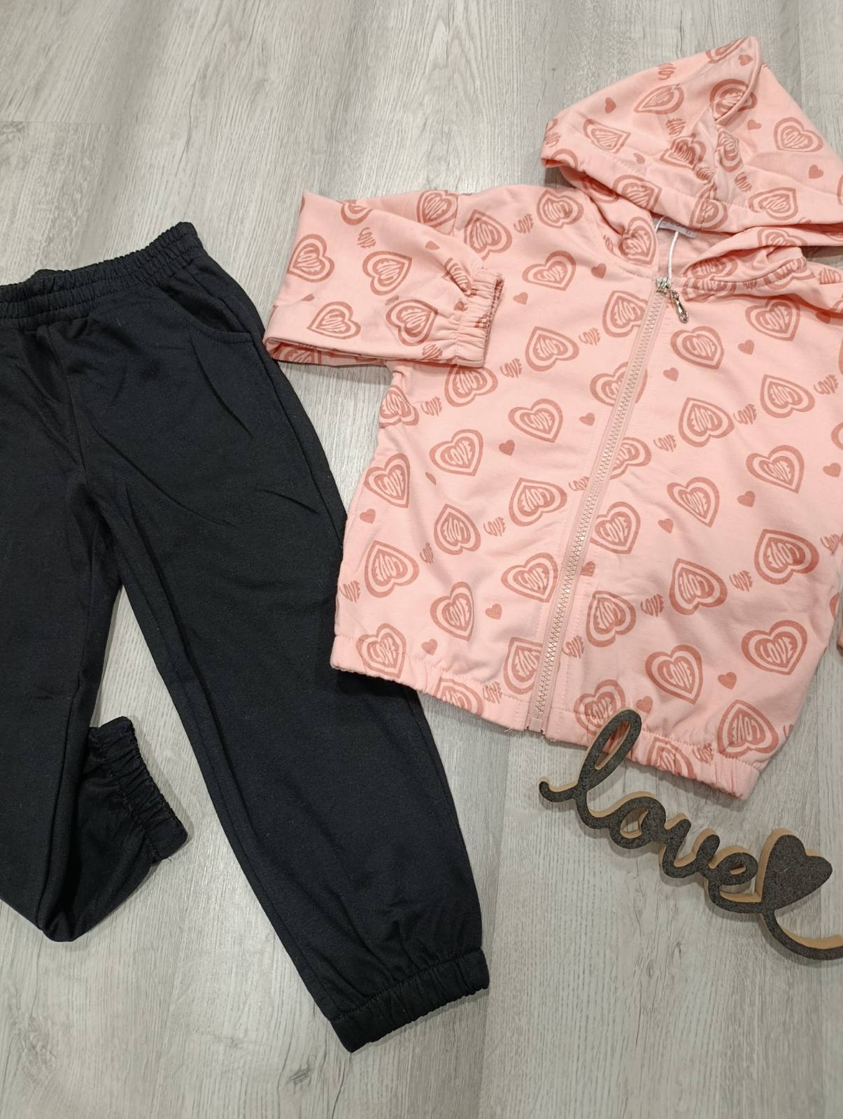 2 delni komplet z srčki 4-12