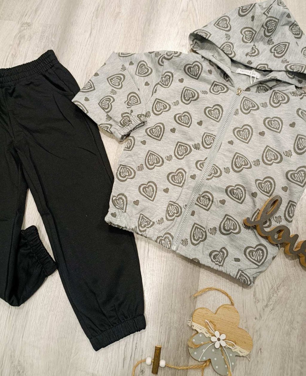 2 delni komplet z srčki 4-12