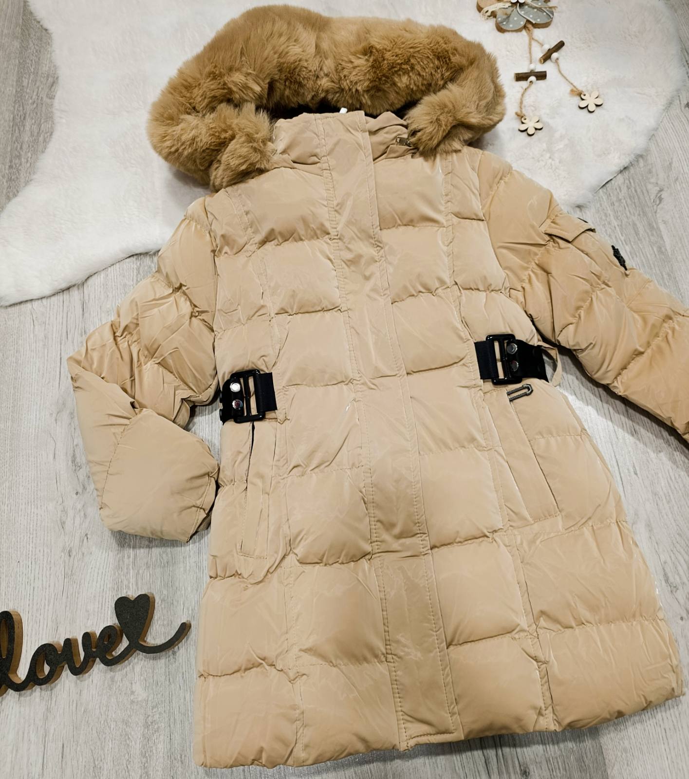 Dekliška zimske bunda + kapuca