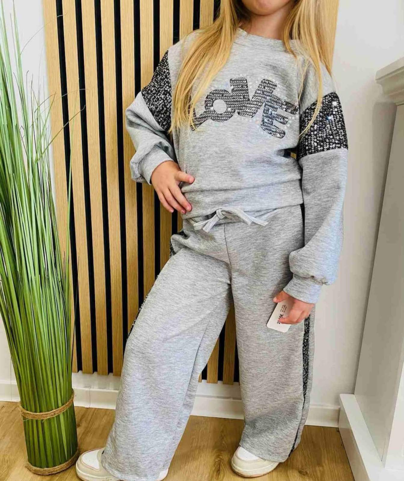 Dekliški 2 delni komplet - LOVE