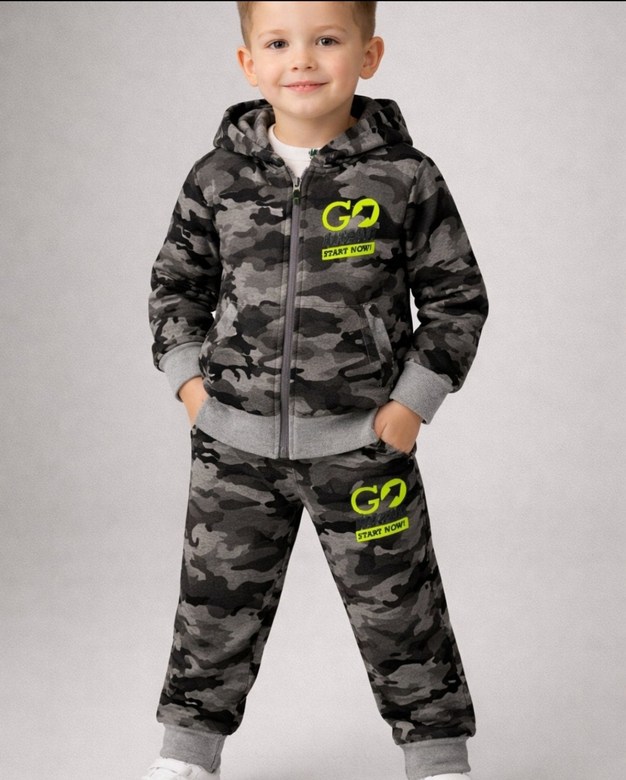 Fantovski 2 delni komplet-army (podložen)